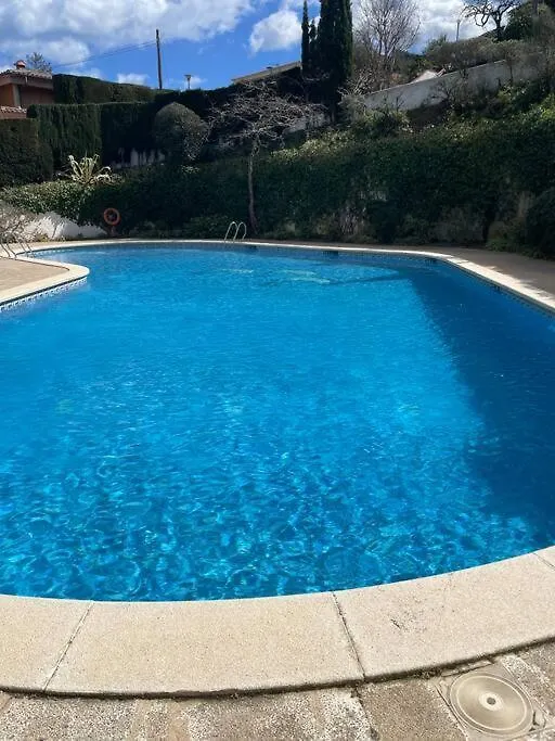 Apartamento Con Piscina En يانكا 0*,